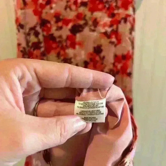 WAYF Y2K floral feminine midi dress with front cut out size large linen blend - Picture 6 of 7